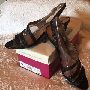 Naturalizer, Taimi Dress Sandal in sparkly black.